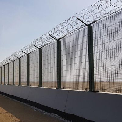 مسحوق مغلف 358 ألواح السياج المضادة للتسلق الأسود الأبيض