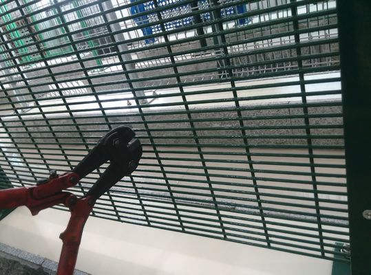 أنتيكوت 358 سياج الأمن العالي الأسلاك المسالكة المغطاة بالبودرة