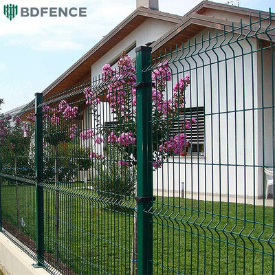 PVC Coated or Powder Coated or Hot Dipped Galvanized 3D Curved Wire Mesh Fence Panel for Garden Fence